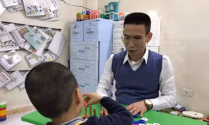 Cách nào để nhận biết sớm và khắc phục với trẻ chậm nói?