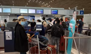 Sáng 9/7: Việt Nam không ghi nhận ca mắc mới COVID-19, nam phi công người Anh hồi hương ngày 12/7