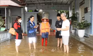 Đảm bảo quyền lợi khám chữa bệnh bảo hiểm y tế cho người dân bị ảnh hưởng mưa, lũ