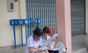 Không khí ngày thi thứ 2, kỳ thi tốt nghiệp THPT năm 2025