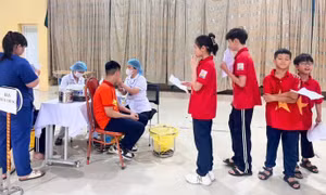 Hà Nội tiêm thêm được 32.500 liều vaccine sởi trong Chiến dịch tiêm đợt 3