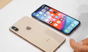 iPhone XS Max chạm giá sàn chỉ sau 5 ngày có mặt ở Việt Nam