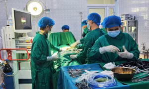 Trung tâm y tế huyện vùng cao thực hiện thành công kỹ thuật mổ nội soi