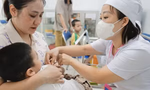 Yêu cầu các địa phương theo dõi chặt chẽ dịch cúm, sởi 