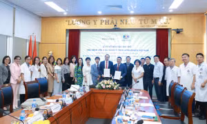 Thúc đẩy nghiên cứu phát triển và y tế công bằng tại Việt Nam