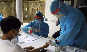 Tin nóng ngày 9/8: Ngày đầu thi tốt nghiệp THPT diễn ra suôn sẻ; Hà Nội có ca lây nhiễm thứ phát COVID-19 trong cộng đồng