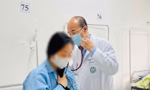 Thời tiết giao mùa, gia tăng ca bệnh ở người cao tuổi và trẻ nhỏ