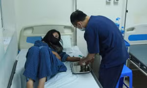 Dịch sốt xuất huyết vào đỉnh, nhiều ca nặng, tiểu cầu giảm nguy hiểm