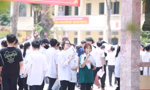 Đề thi chính thức môn Ngoại ngữ vào lớp 10 Hà Nội