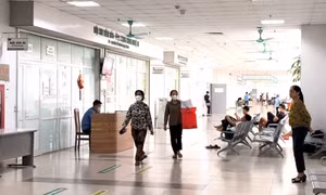 Bệnh viện bố trí khám, cấp cứu, phòng chống dịch thông suốt trong thời gian diễn ra bầu cử