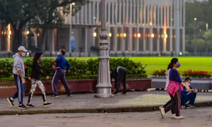 Mất dấu F0: Thực hiện giãn cách xã hội thật tốt mới ngăn chặn được dịch COVID-19