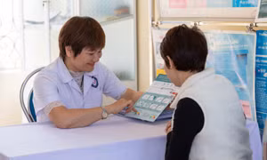 Tiêm vaccine và sàng lọc sớm giúp giảm gánh nặng ung thư cổ tử cung