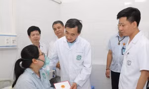 Hai nạn nhân vụ cháy ở Trung Kính đã hồi phục, xuất viện
