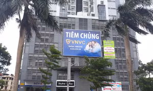 Vụ trẻ bị phản ứng sau tiêm 3 mũi vắc xin: Trung tâm tiêm chủng VNVC khẳng định không chậm trễ