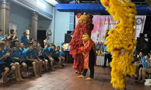 Tết Trung thu đặc biệt của những đứa trẻ đặc biệt