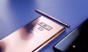 'Tá hỏa' phát hiện camera Galaxy Note9 bị lệch dù còn mới tinh