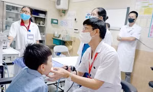 Tưởng bị hạch suốt 5 năm, bé trai được khám phát hiện khối u góc hàm nguy hiểm