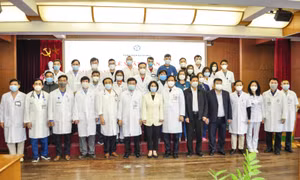 26 cán bộ y tế Bệnh viện Bạch Mai xuống hỗ trợ quận Đống Đa chống dịch