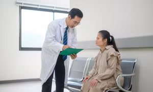 Phụ nữ khó khăn được tầm soát ung thư miễn phí