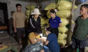 Cấp cứu kịp thời một phụ nữ mang thai 7 tháng trong vụ sạt lở ở Lào Cai