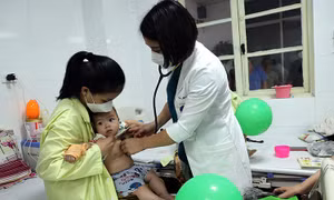 Gia tăng trẻ viêm phổi do virus RSV, khuẩn phế cầu
