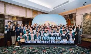Bảo vệ tương lai trẻ em bằng kỹ năng chống đuối nước