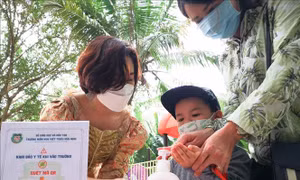Cả nước có 1.550 ca mắc mới COVID-19 trong ngày 16/5