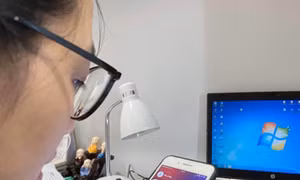 Người dân dễ dàng đăng ký tiêm vaccine COVID-19 online