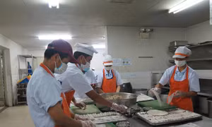 Chất lượng bữa ăn công nhân: Bài cuối: Giám sát đi cùng chế tài xử phạt nghiêm minh