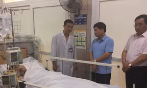 Cơn lốc ma túy tấn công giới trẻ: Ban đầu chỉ dùng 'cho vui'?