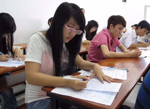 Tỉ lệ chọi không quyết định điểm trúng tuyển ảnh 1