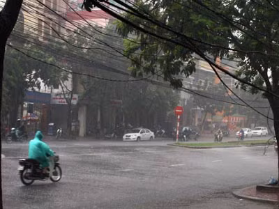 Cuối tuần Bắc bộ đề phòng dông lốc và gió giật ảnh 1