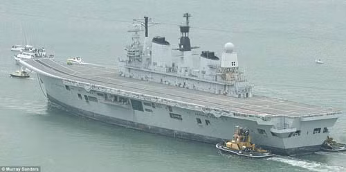 Chuyến đi cuối của tàu sân bay Ark Royal ảnh 1