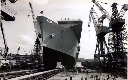Chuyến đi cuối của tàu sân bay Ark Royal ảnh 13