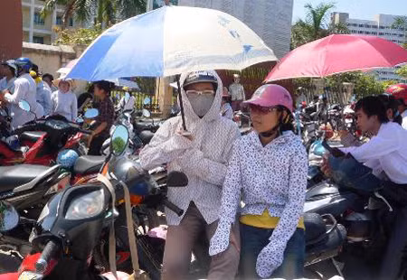 Có nơi nắng nóng tới 42 độ C ảnh 1