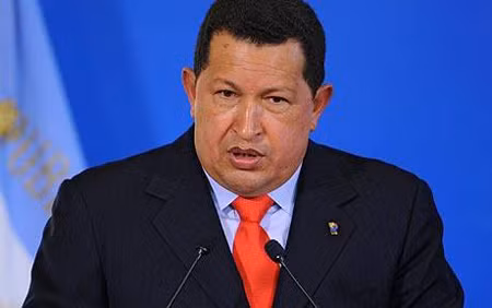 Tổng thống Hugo Chavez tiếp tục nhận được sự ủng hộ cao ảnh 1
