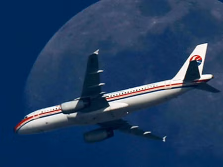 Boeing mua lại máy bay của Airbus ảnh 1