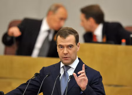 Ông Medvedev giữ chức thủ tướng Nga ảnh 1
