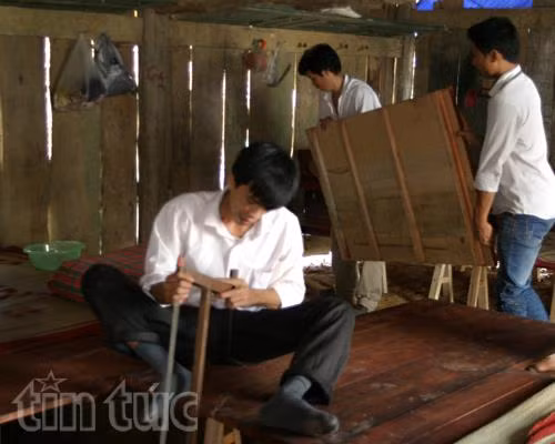 Thiếu lớp học kiên cố ở vùng cao ảnh 6