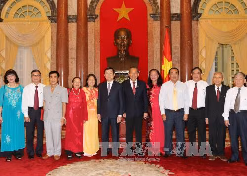 Chủ tịch nước gặp mặt cán bộ lão thành Tòa án nhân dân ảnh 3