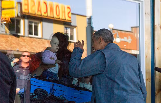 Chuyến thăm nhiều kỷ niệm của ông Obama tại Alaska ảnh 10