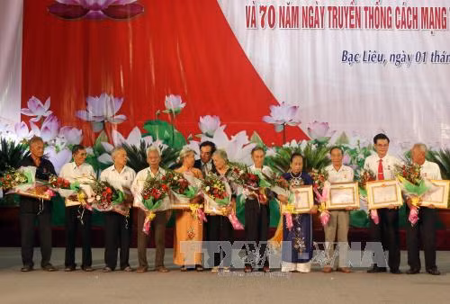 Các địa phương mít tinh kỷ niệm Quốc khánh 2/9 ảnh 2