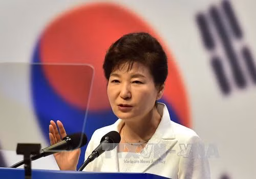 Uy tín bà Park Geun-hye tăng cao nhờ đối sách với Triều Tiên ảnh 1