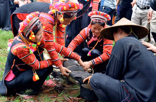 Nghi lễ cúng bản của đồng bào La Hủ ảnh 1