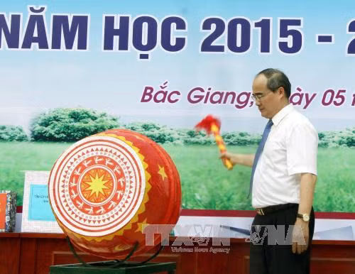 Rộn ràng lễ khai giảng trên toàn quốc ảnh 1