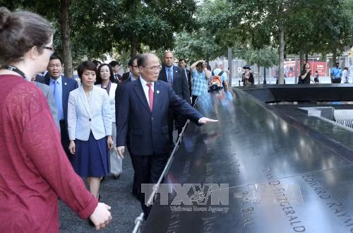Chủ tịch Quốc hội thăm Sở Giao dịch chứng khoán New York ảnh 2