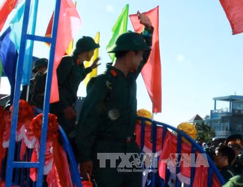 Hình ảnh xúc động trong lễ giao, nhận quân đợt 2 ảnh 1