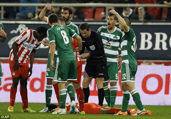 Lật lại trận derby thành Athens - Kì 1 ảnh 2