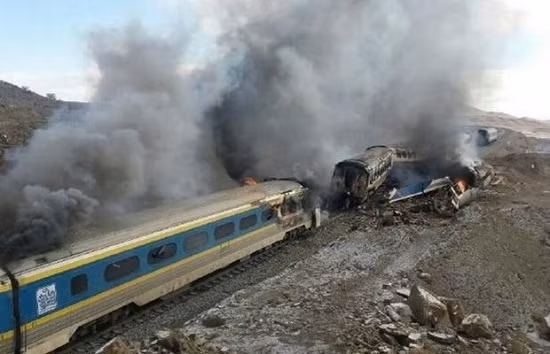 Tai nạn tàu hỏa thảm khốc tại Iran, 31 người thiệt mạng ảnh 1