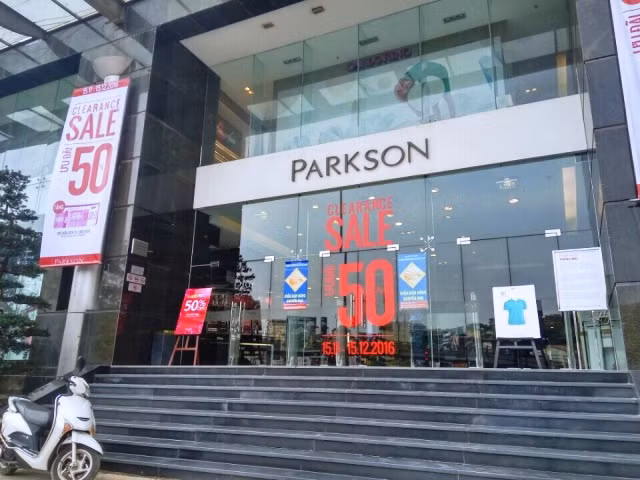 Mua sắm Black Friday: Nơi đông đúc, chỗ đìu hiu ảnh 6